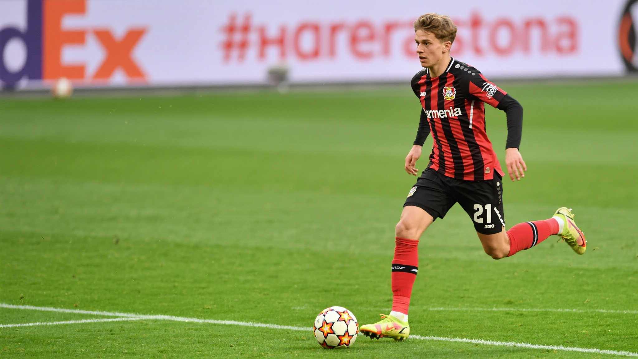 维尔茨转会后药厂补强计划曝光:拟引进至少三名新援 维尔茨转会后药厂补强计划曝光:拟引进至少三名新援